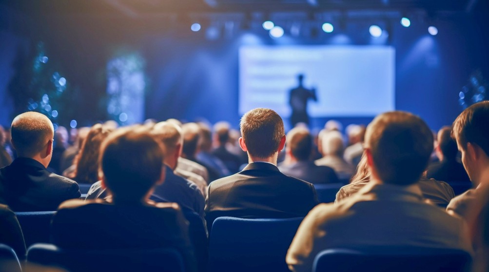 corporate events vs weddings in event management