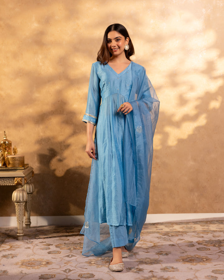 Shop the Latest Chanderi Suits Designs Online for Timeless Ethnic Style