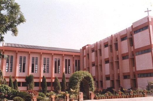 HOLY MOTHER PUBLIC SCHOOL